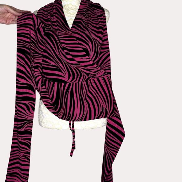 PA Pyong An Blouse Top Animal Print Tie Waist Pink Black 44 US L am - Picture 4 of 7